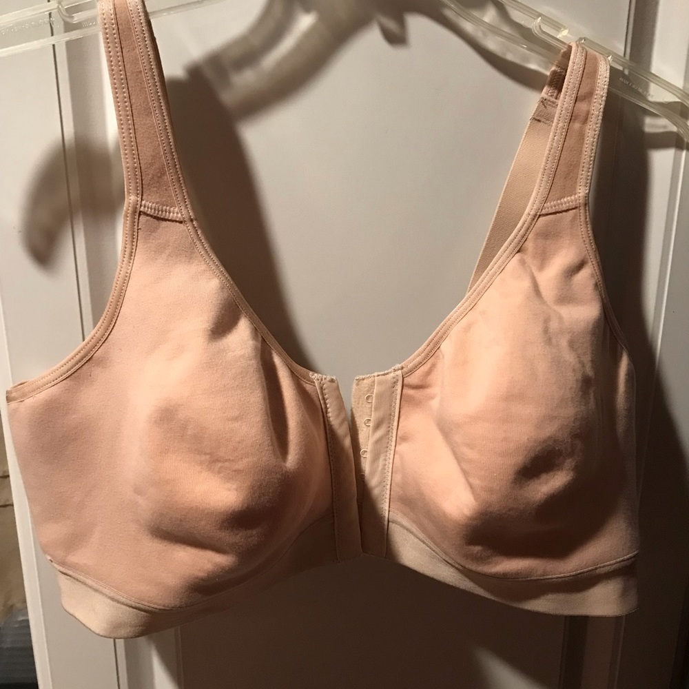 Bra front and Back closure